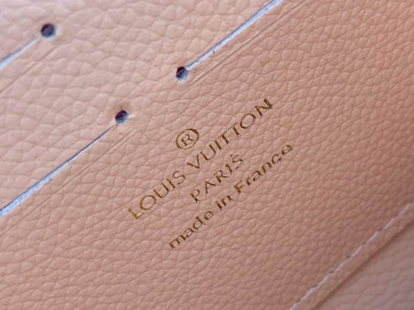 LVコピーウォレット素材ディテール